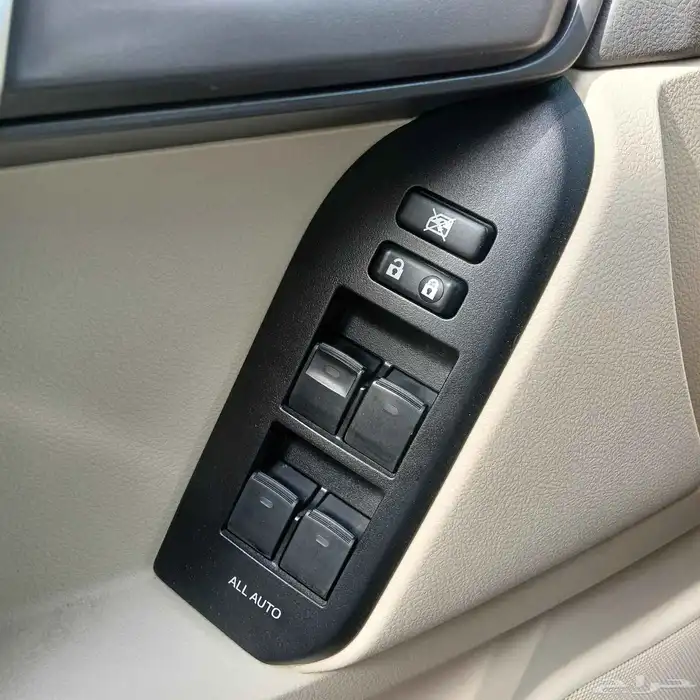 تويوتا برادو 2022 TXL بدى ومحركات وكاله - الممشى قليل 17