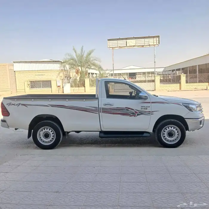 هايلوكس غماره 2024 ديزل مكينه 2800 قير اوتوماتيك - دبل 5