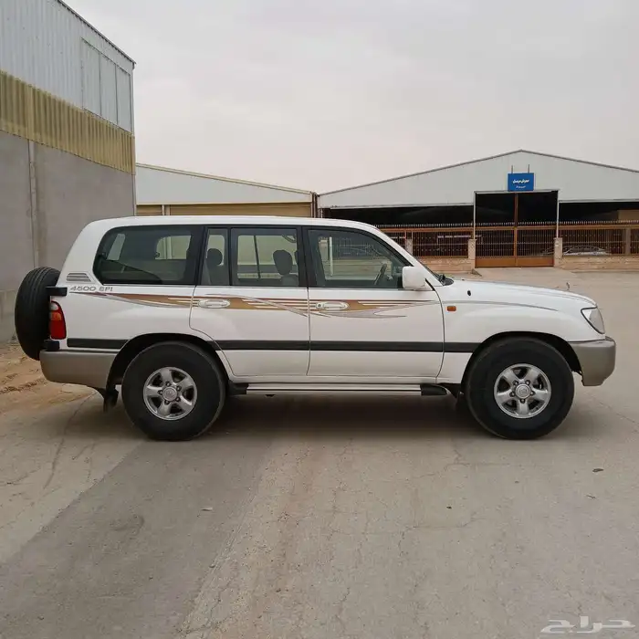 جيب جكسار 2002 قير عادي مخزن 4