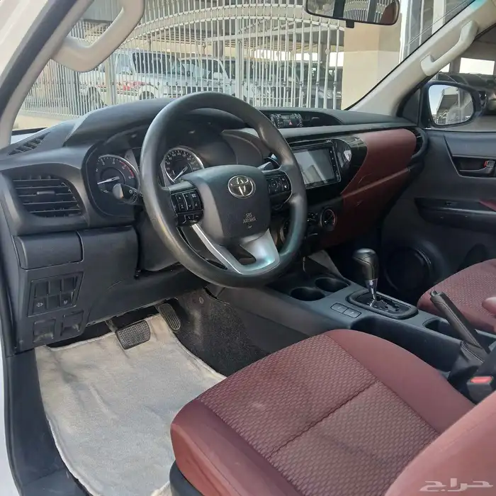 هايلوكس غماره 2024 ديزل مكينه 2800 قير اوتوماتيك - دبل 9