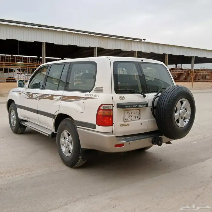 جيب جكسار 2002 قير عادي مخزن 18