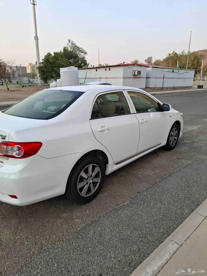 كورولا 2013 قير اتوماتيك 3