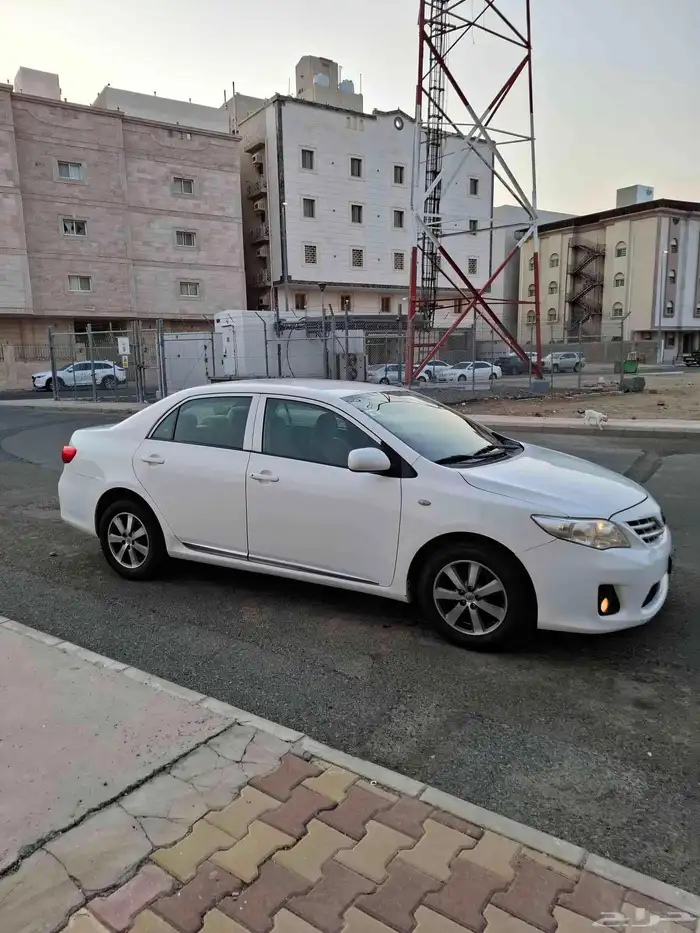 كورولا 2013 قير اتوماتيك 4