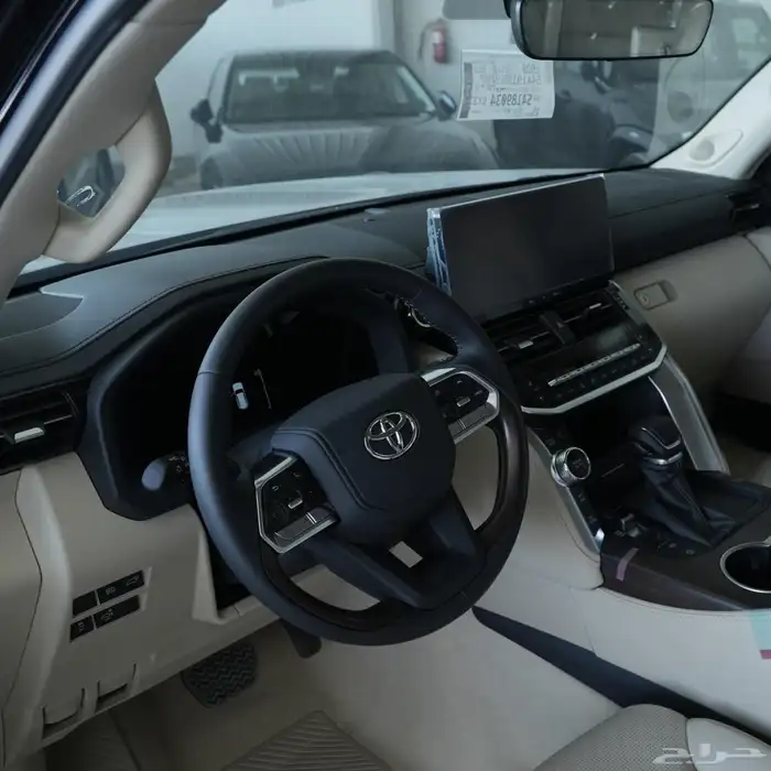 لاندكروزر VX بريمي موديل 2025 4