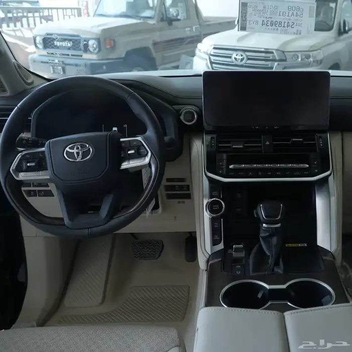 لاندكروزر VX بريمي موديل 2025 5