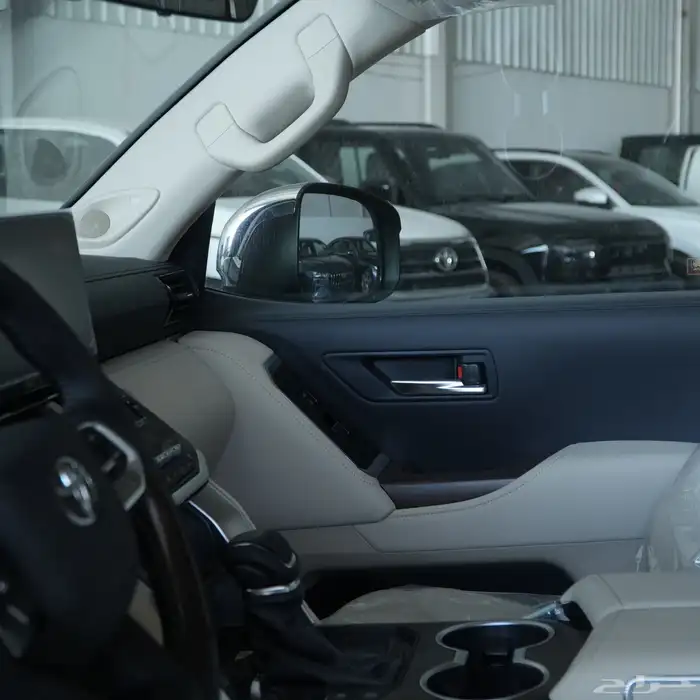 لاندكروزر VX بريمي موديل 2025 7