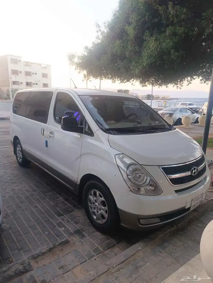 باص هونداي اتش 1 H1 2012 بنزين اوتوماتيك 2
