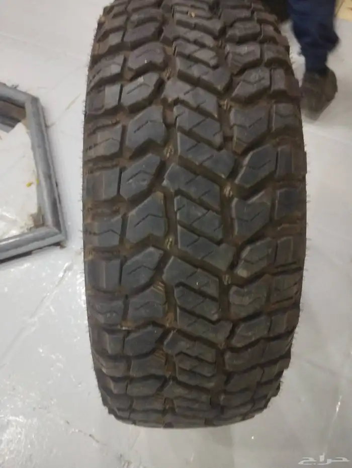 كفرات حجري مستعمل نضيف. مقاس265-65-17مديل 2023 0