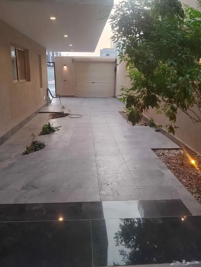 فيلا للايجار حي اللؤلؤ 1