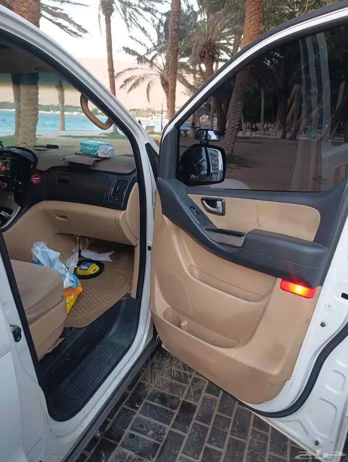 باص هونداي اتش 1 H1 2012 بنزين اوتوماتيك 7