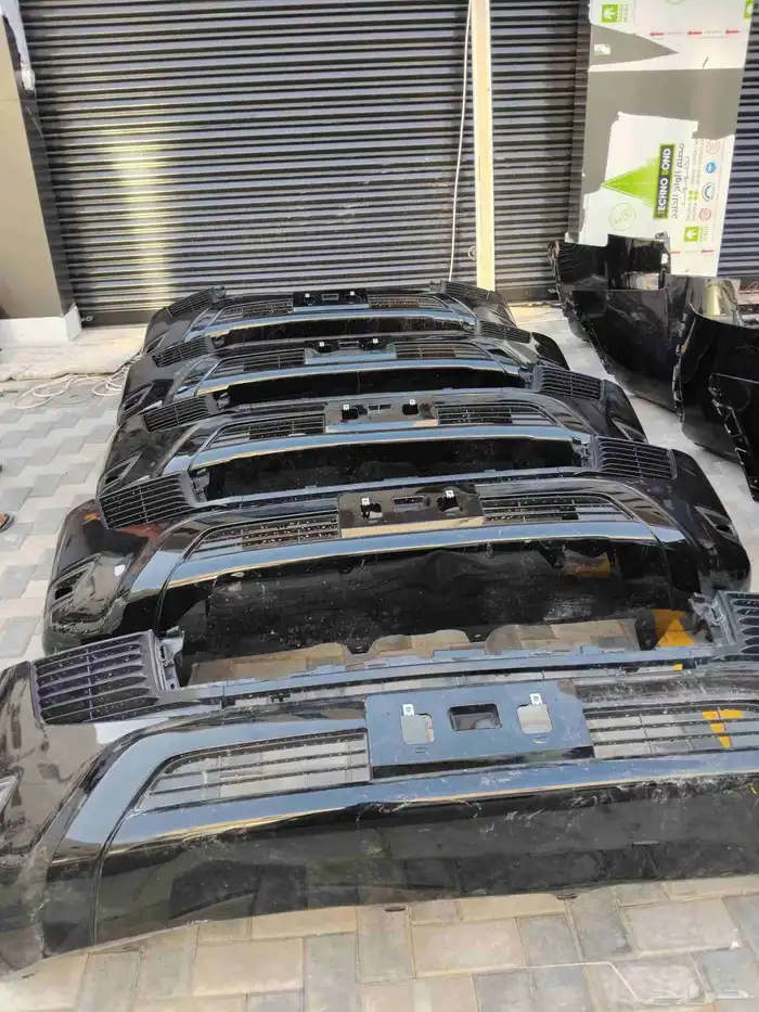 صدامات لاندكروزر 2025 5