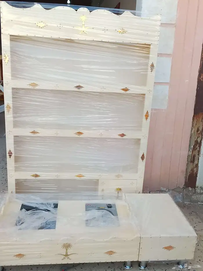 دولاب 120 60 منقل 100 60 طاولة كاسات وفناجيل 40 60 0