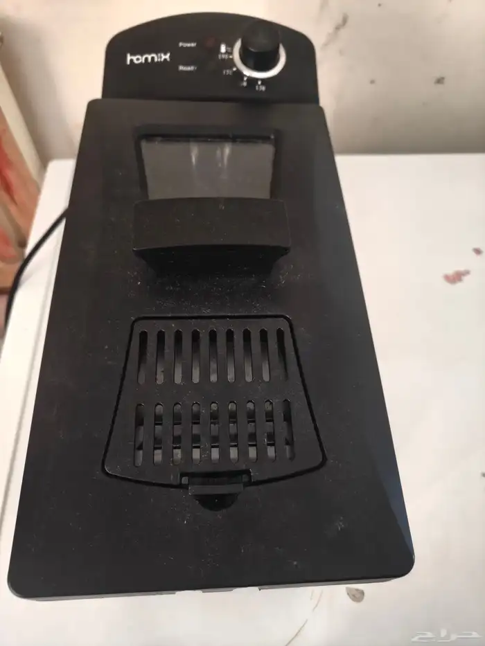 ميكرويف 100 ريال ساندويتش ميكر 70 قلايه كهربائيه 80 مكنسه 80 4