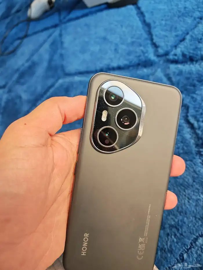 جوال هونر 400 برو اسود اللون الذاكره 512 الرام 12 2