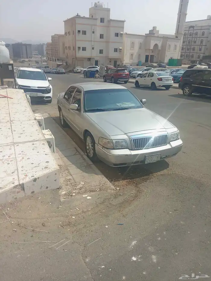 فورد ماركيز 2010 0