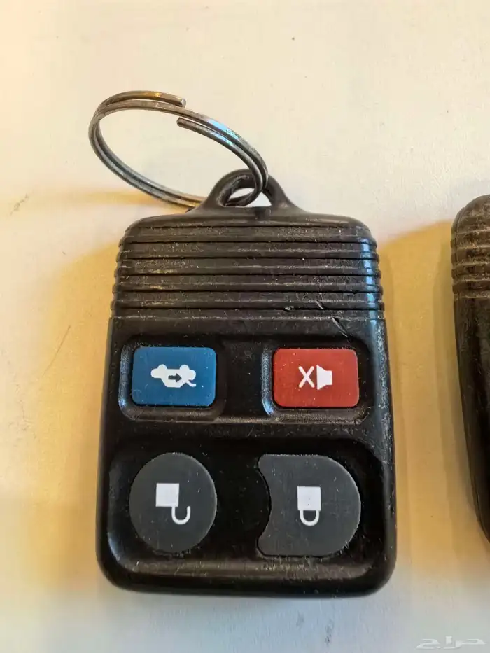 عدد 2 ريموت سيارة أمريكي 1