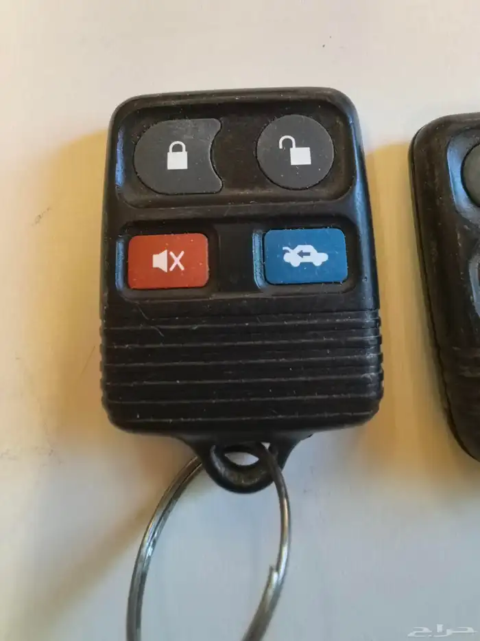 عدد 2 ريموت سيارة أمريكي 6