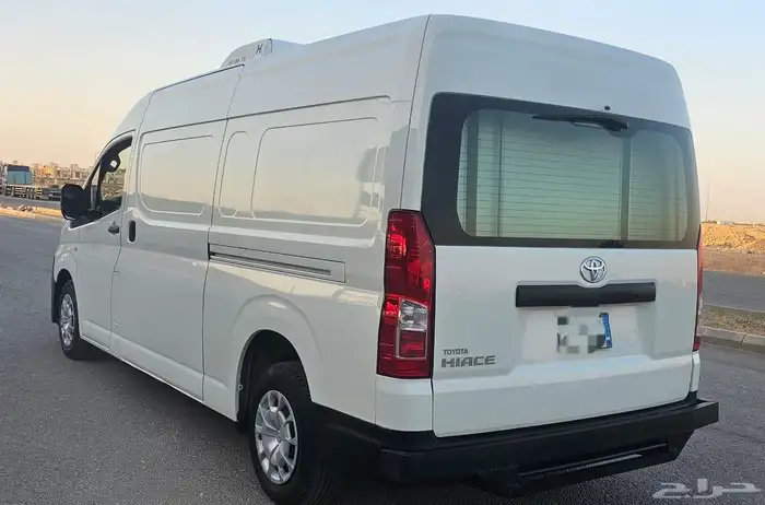 تويوتا باص فان بضاعه سقف عالي تبريد 2019 2
