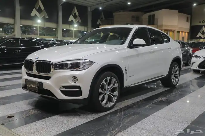 بي ام دبليو X6 موديل 2017 1