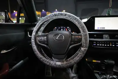 لكزسUX 200 FSPORT موديل 2023 index