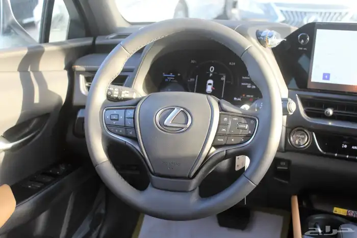 لكزس - UX300 Ch هايبرد - 2025 - فل كامل - خليجي 12