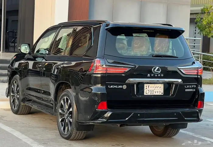 لكزس LX570 2016 (بحالة ممتازة) 5