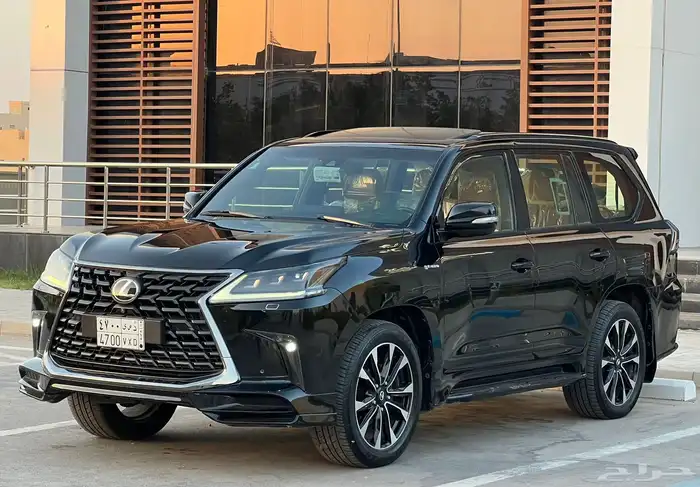 لكزس LX570 2016 (بحالة ممتازة) 4