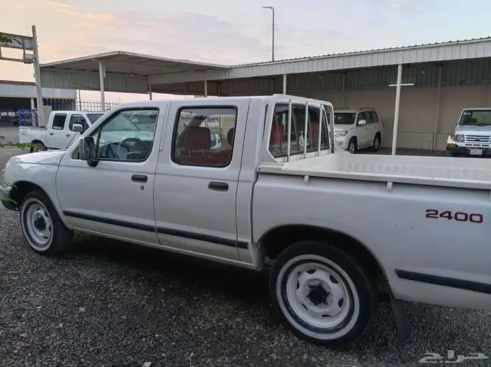 نيسان ددسن 2002 3