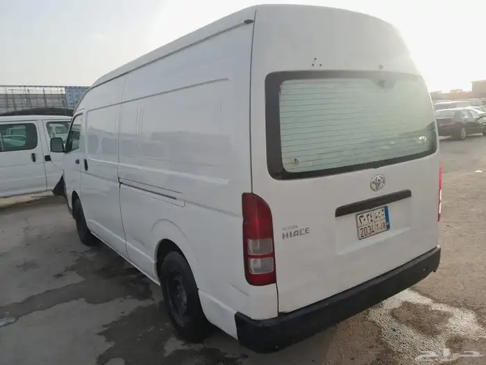 للبيع تويوتا باص بضايع سقف رفيع 1