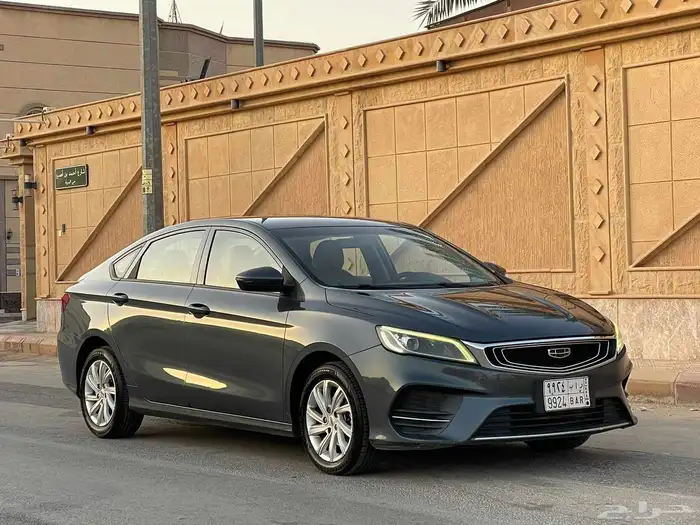 جيلي بينراي 2022 نص فل نظيف جدا 1