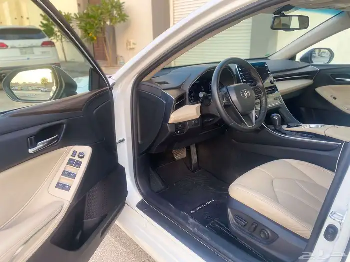 تويوتا افالون 2022 تورينق عداد قليل للبيع 10