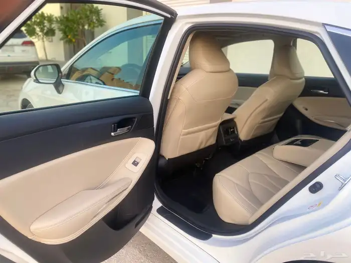 تويوتا افالون 2022 تورينق عداد قليل للبيع 12