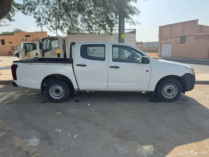 ايسوزو ديماكس 2022 1