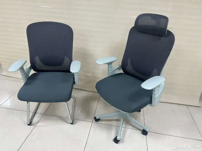 محطات عمل  كراسي محاضرات  جلسات خارجيه  مكاتب  كراسي 6