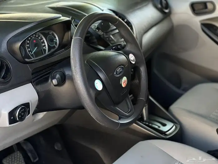 فورد فيجو 2016 8