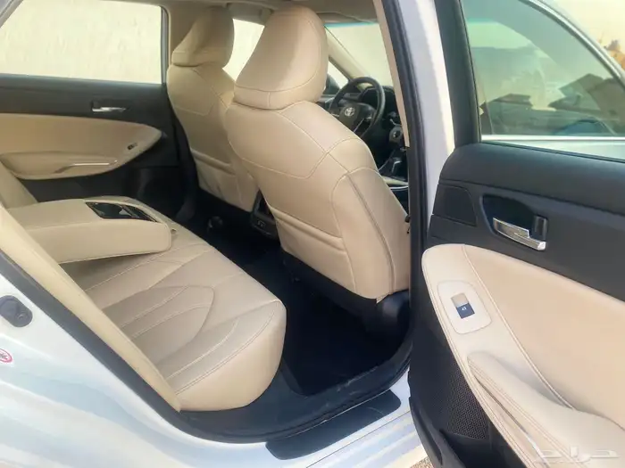 تويوتا افالون 2022 تورينق عداد قليل للبيع 15