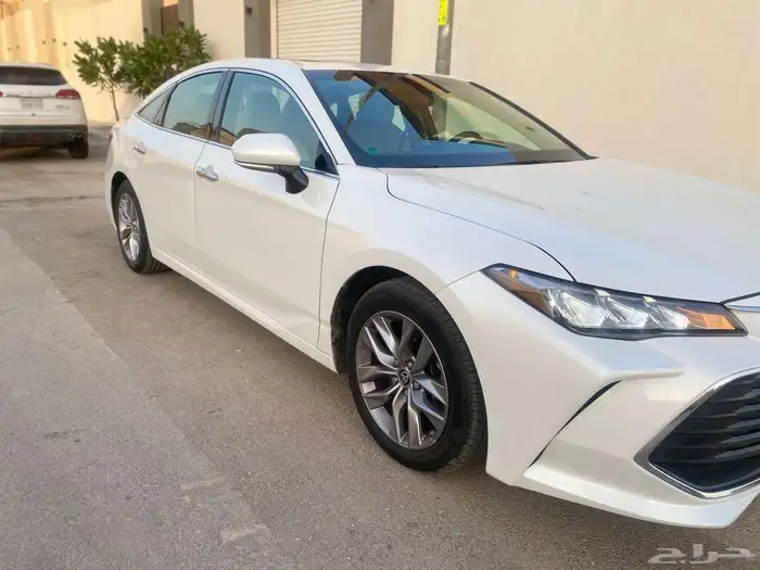 تويوتا افالون 2022 تورينق عداد قليل للبيع 4