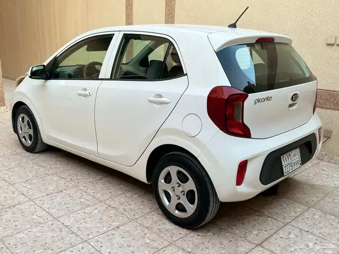 كيا بيكانتو نضيف موديل 2020 3