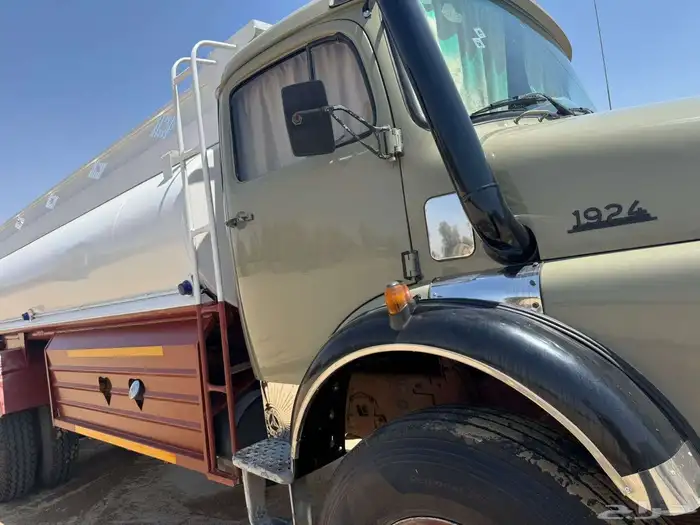 وايت عايدي 12طن موديل 83جفالي مجدد مفحوص للتواصل 7