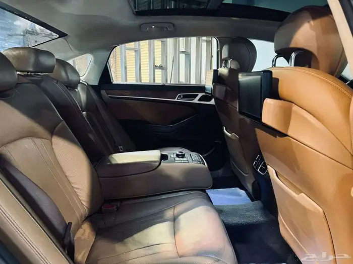 جنسس رويال 2016 G80 V8 بحاله ممتازه ماشاء الله 13