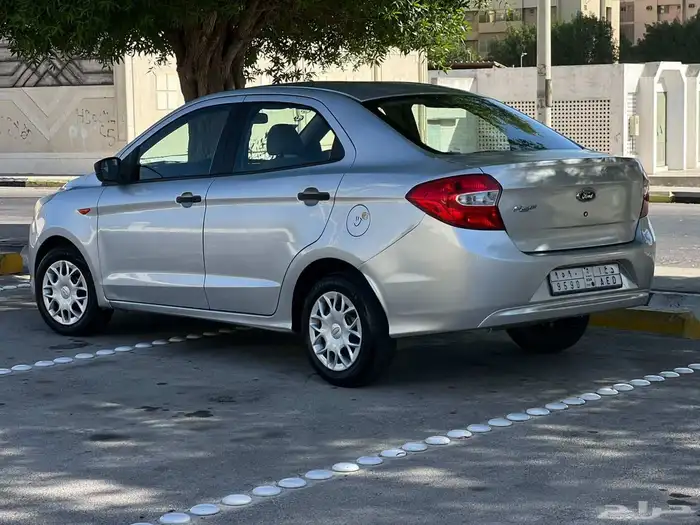 فورد فيجو 2016 1