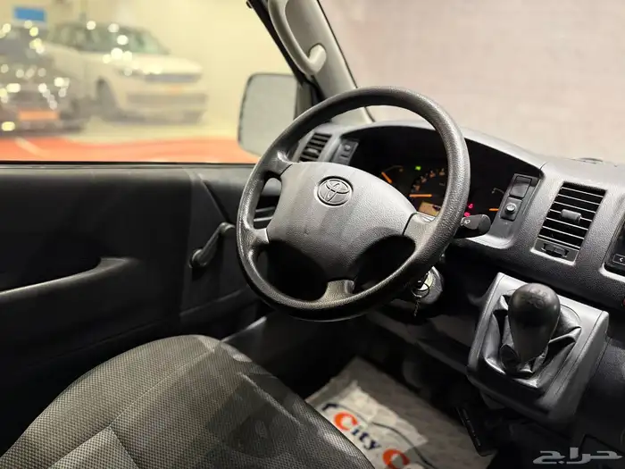 تويوتا هايس 10