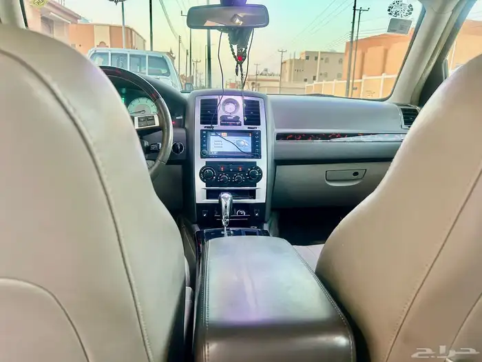 كرايزلر 2010 فل كامل 8 سلندر نظيفه 36