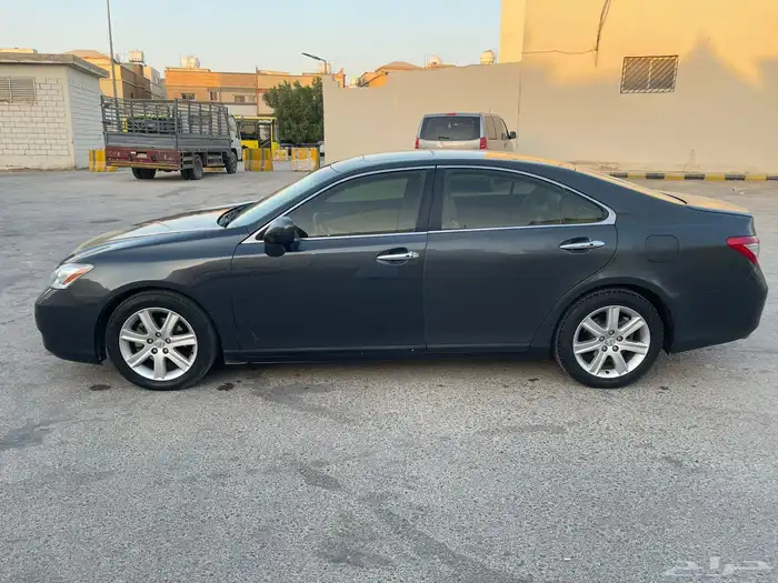 لكزس اي اس 2009 1