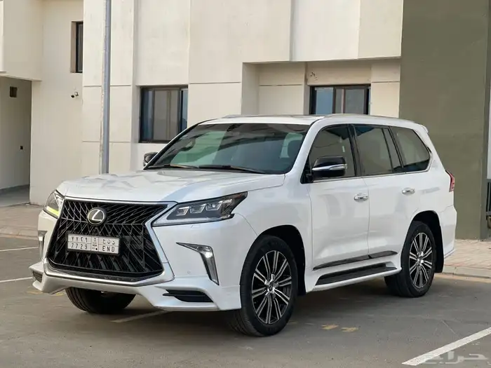 جيب لكزس 2018 فل كامل. سعودي 1