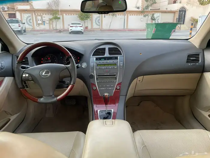 لكزس اي اس 2009 4