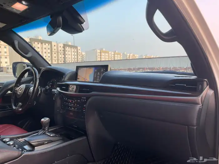 جيب لكزس 2018 فل كامل. سعودي 12