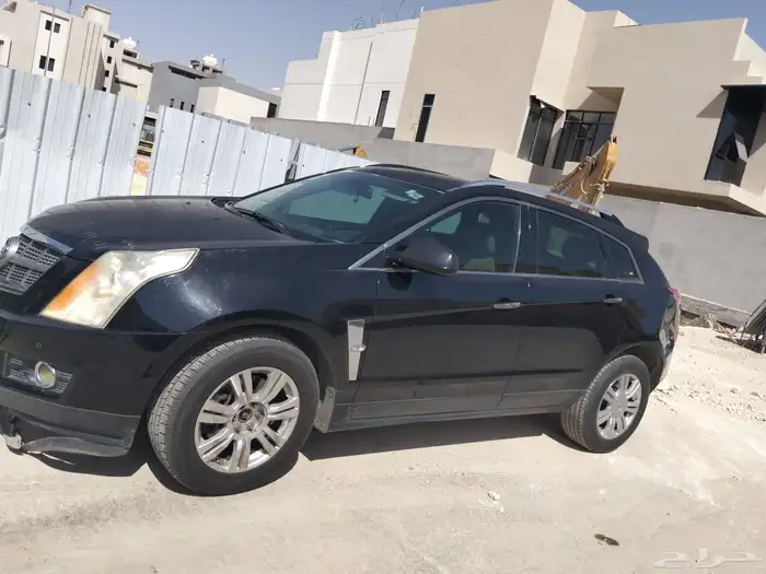 كاديلاك SRX 2012 عطلانة للبيع 1