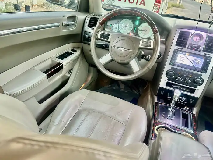 كرايزلر 2010 فل كامل 8 سلندر نظيفه 30