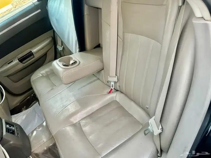 كرايزلر 2010 فل كامل 8 سلندر نظيفه 31